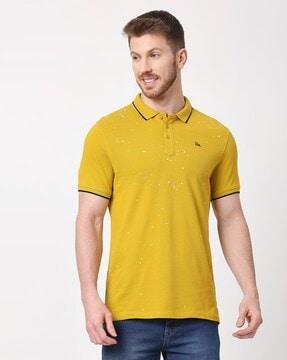 men printed regular fit polo t-shirt