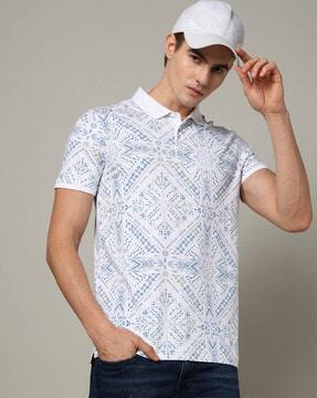 men printed regular fit polo t-shirt