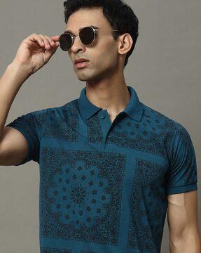 men printed regular fit polo t-shirt