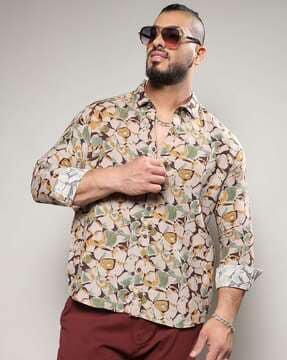 men printed regular fit shirt with spread collar