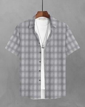 men printed regular fit shirt with spread collar