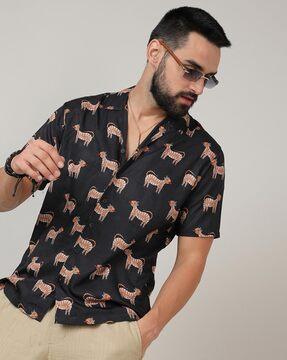 men printed regular fit shirt with spread collar