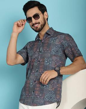 men printed regular fit shirt