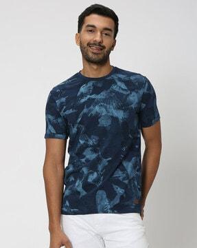 men printed slim fit crew-neck t-shirt