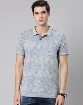 men printed slim fit polo t-shirt with patch pocket