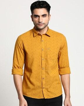 men printed slim fit shirt