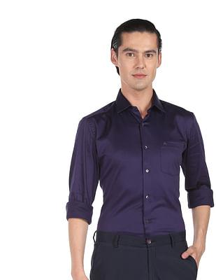 men purple manhattan slim fit solid formal shirt