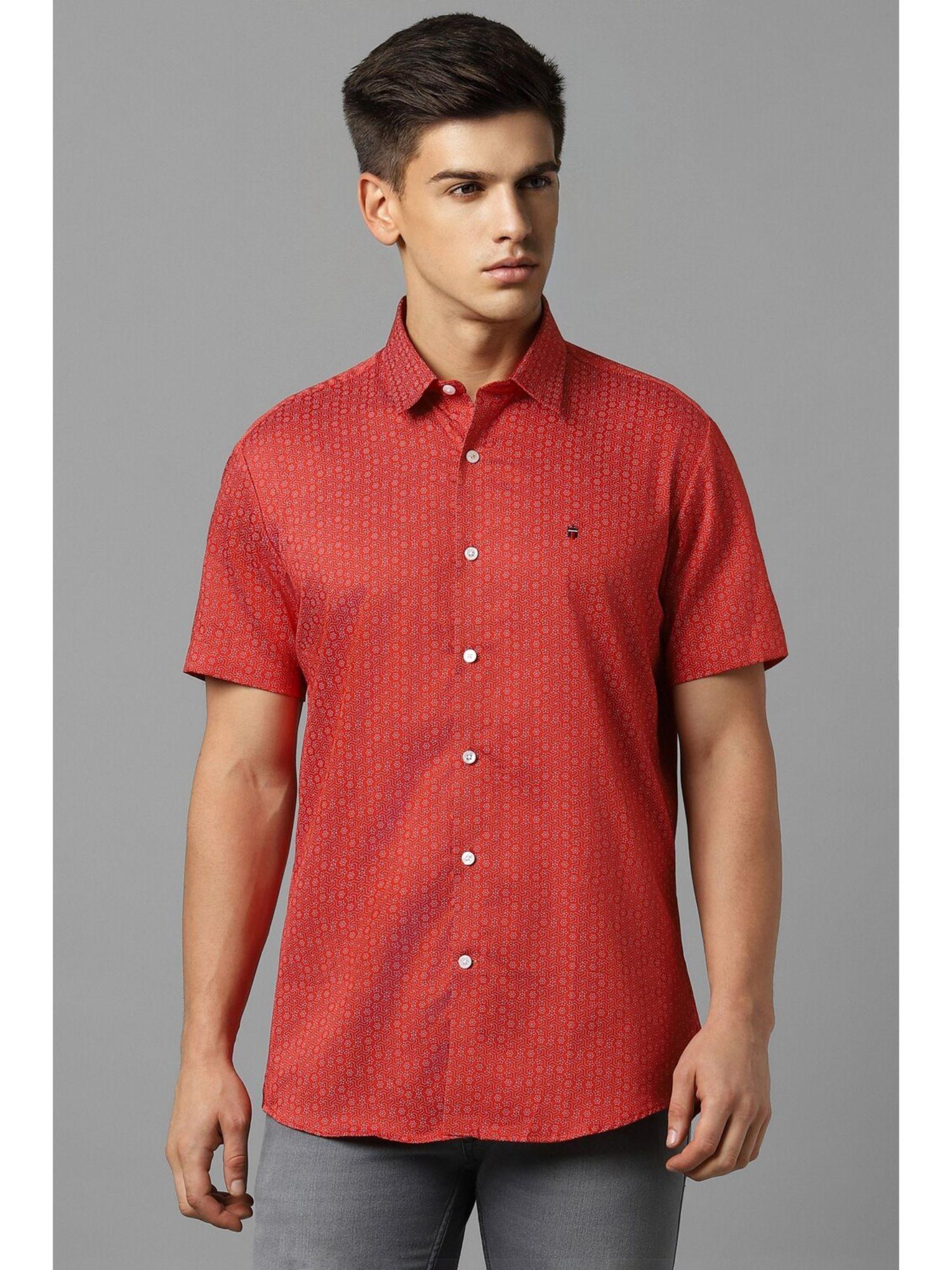 men red slim fit printed half sleeves casual shirt