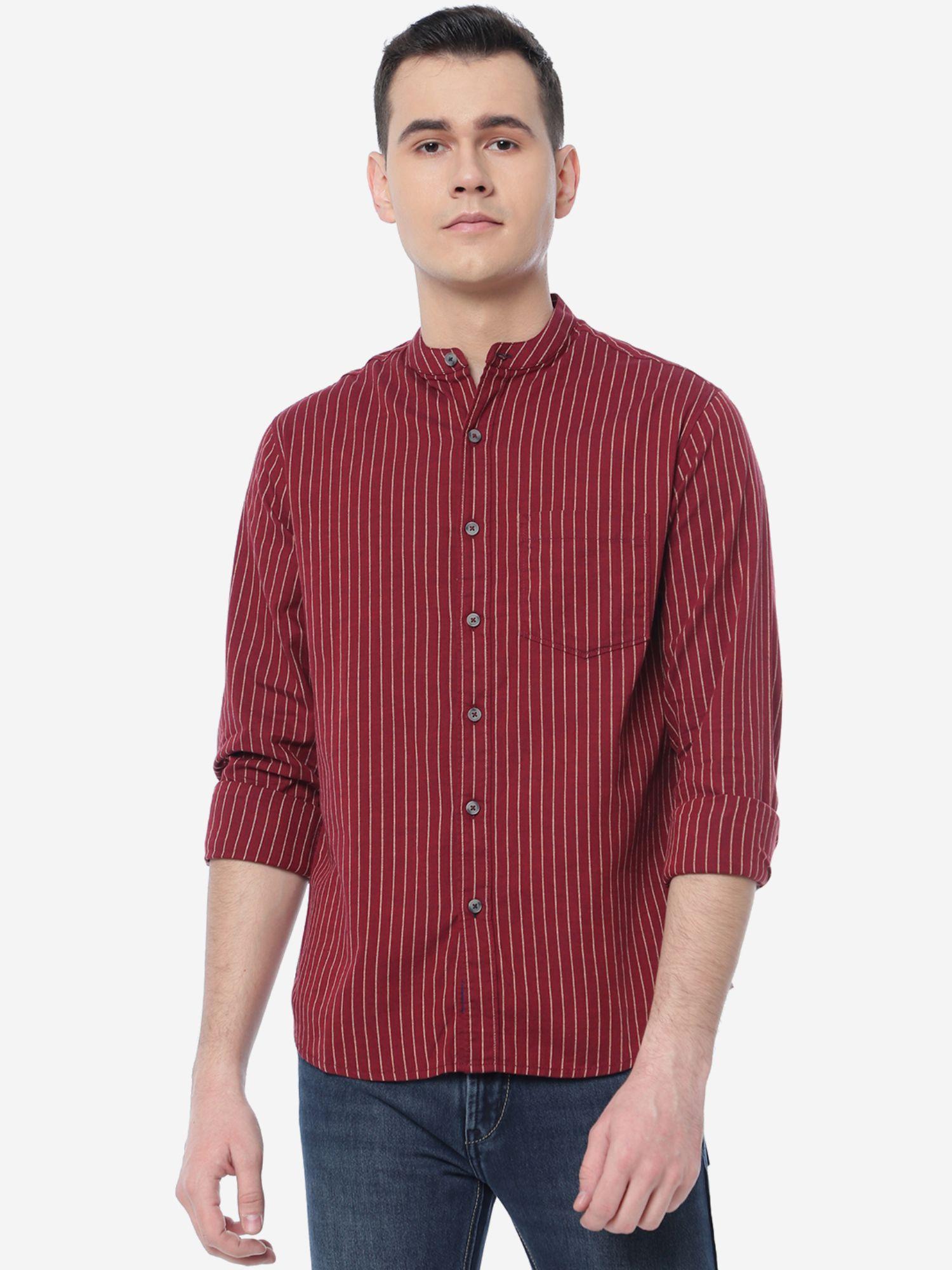 men red stripes slim fit semi casual shirt