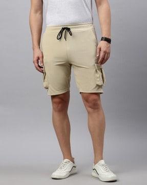 men regular fit cargo shorts with insert pockets