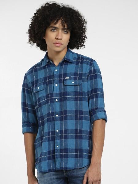 men regular fit checkered spread collar casual shirt