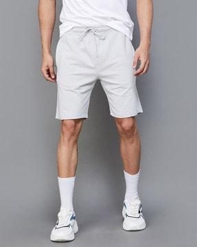 men regular fit city shorts with insert pockets