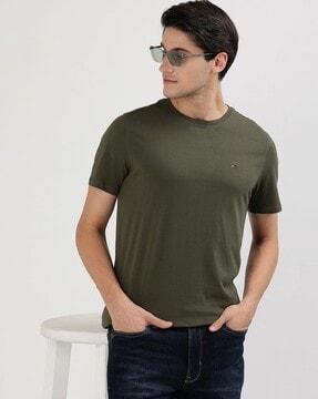 men regular fit crew-neck t-shirt with logo applique