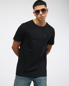 men regular fit crew-neck t-shirt with patch pocket