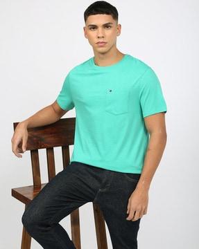 men regular fit crew-neck t-shirt with patch pocket