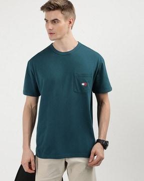 men regular fit crew-neck t-shirt with patch pocket