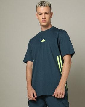 men regular fit crew-neck t-shirt with placement logo