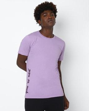 men regular fit crew-neck t-shirt with typographic print