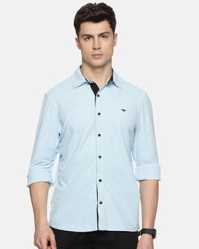 men regular fit cutaway-collar shirt