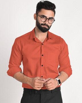 men regular fit cutaway-collar shirt