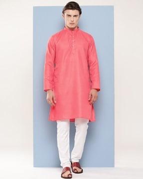 men regular fit kurta with insert pocket