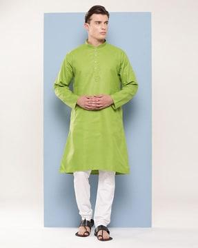 men regular fit kurta with insert pocket