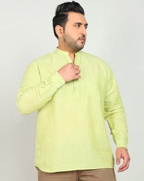 men regular fit kurta with patch pocket