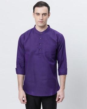 men regular fit kurta with patch pocket