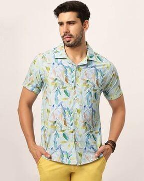 men regular fit leaf print shirt with short sleeves