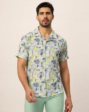 men regular fit printed shirt with short sleeves