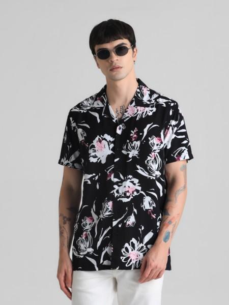 men regular fit printed spread collar casual shirt