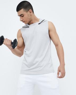 men regular fit round-neck hooded t-shirt