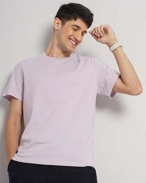 men regular fit round-neck t-shirt with short sleeves