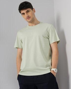 men regular fit round-neck t-shirt with short sleeves