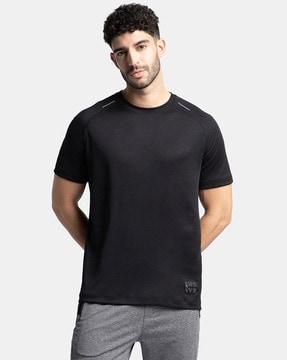 men regular fit round-neck t-shirt with short sleeves