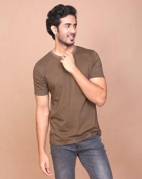 men regular fit round-neck t-shirt