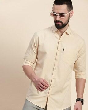 men regular fit shirt with patch pocket