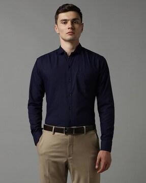 men regular fit shirt with patch pocket