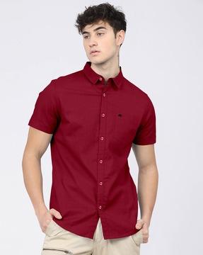 men regular fit shirt with patch pocket