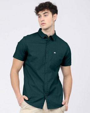 men regular fit shirt with patch pocket