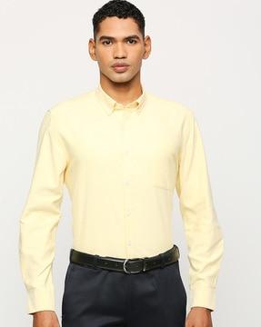 men regular fit shirt with patch-pocket