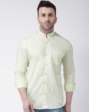 men regular fit shirt with patch pocket