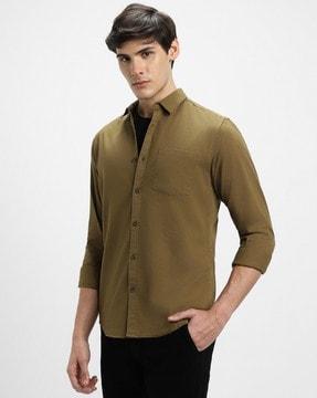 men regular fit shirt with patch pocket