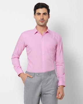 men regular fit shirt with patch pocket