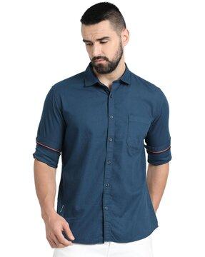 men regular fit shirt with patch pocket