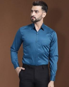 men regular fit shirt with patch pocket