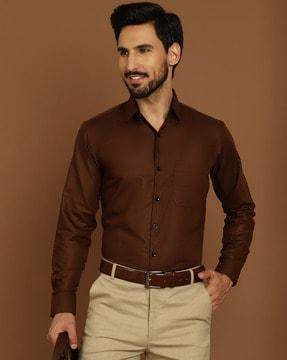 men regular fit shirt with patch pocket