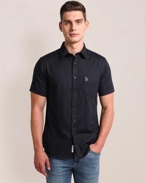 men regular fit shirt with patch pocket