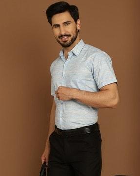 men regular fit shirt with patch pocket