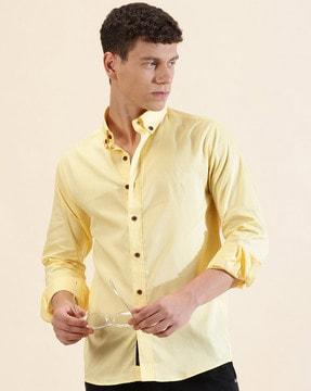 men regular fit shirt with patch pocket